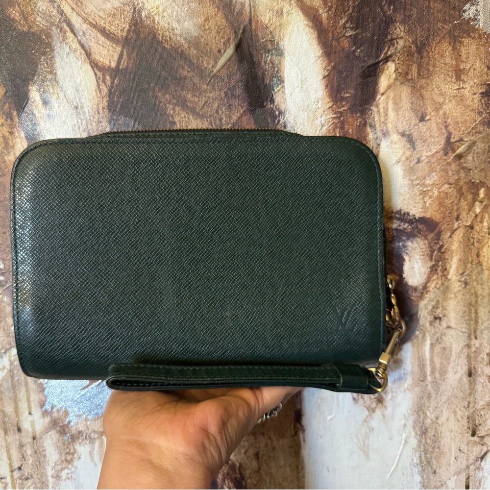Louis Vuitton Taiga Baikal Leather Wristlet Bag